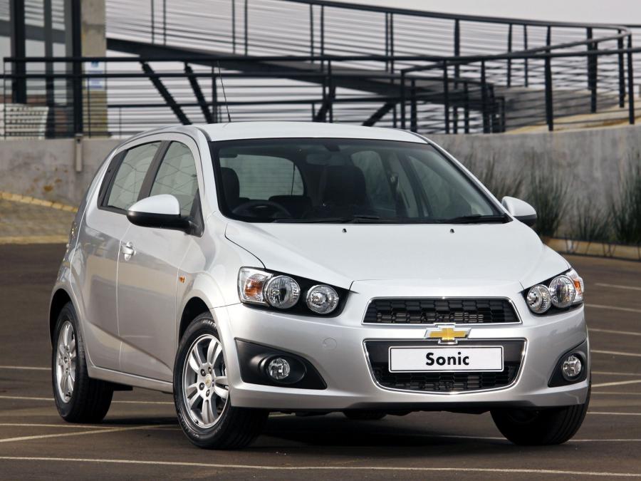  Chevrolet Sonic 5-Door 2011 года  (ZA) (фото 3 из 16)